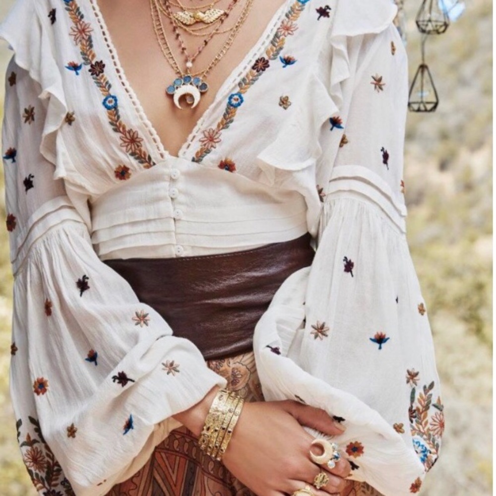 [LOOKING TO BUY] Free People Embroidered top